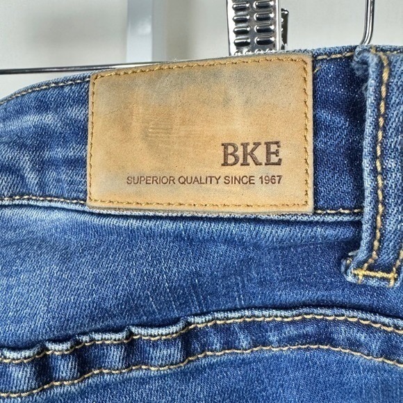 BKE Stella Mid Rise Slim Fit Straight Leg Buckle Jeans Women's Size 30x32 - Picture 11 of 15